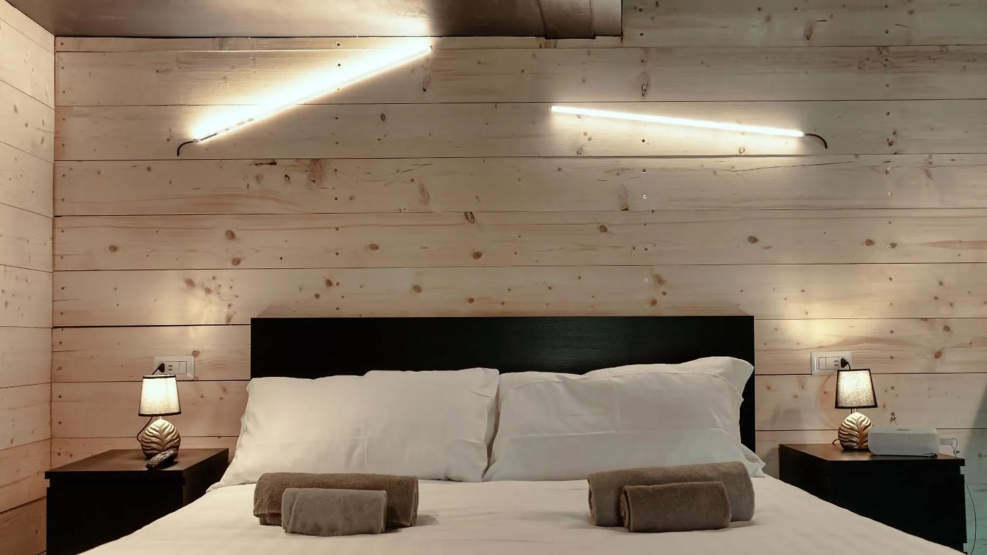 Apartamento Fitzgerald Building - The House Of Travelers Como 0*,  Italia